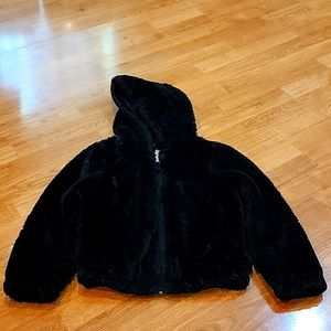 Cat and Jack Black Faux Fur Waist Length Girls Jacket size Medium 7/8